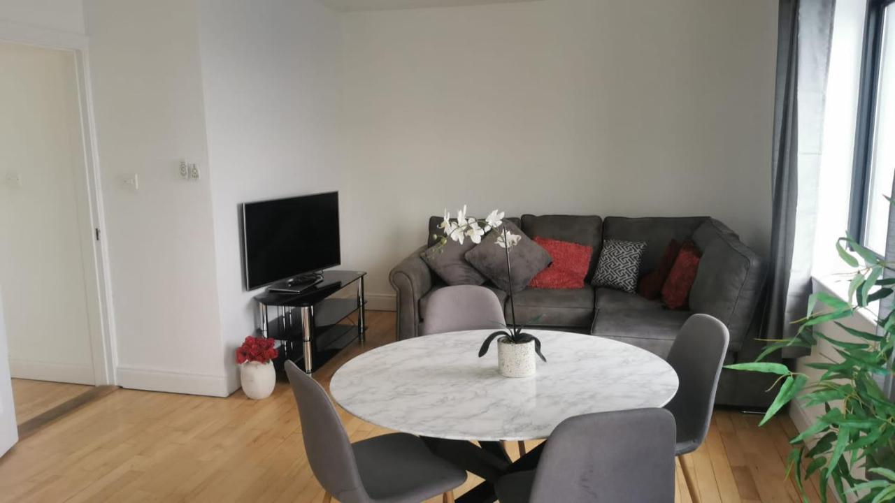 Salthill Gem Apartment กัลเวย์ ภายนอก รูปภาพ