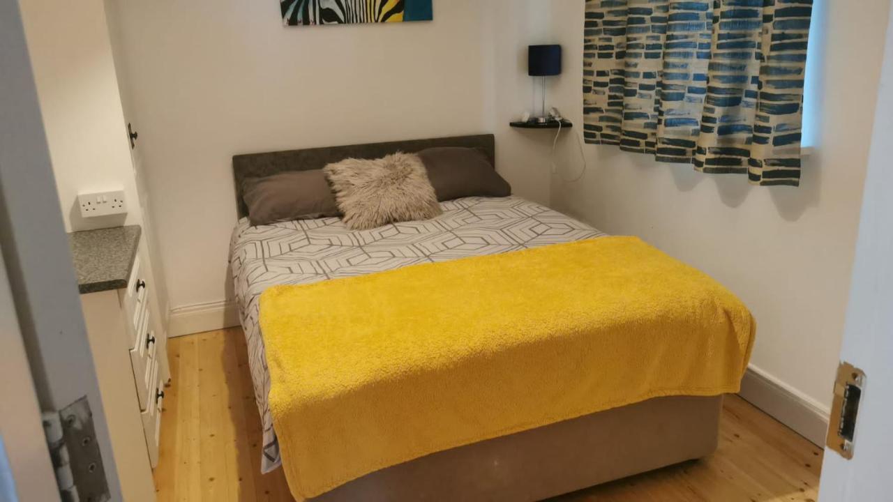 Salthill Gem Apartment กัลเวย์ ภายนอก รูปภาพ